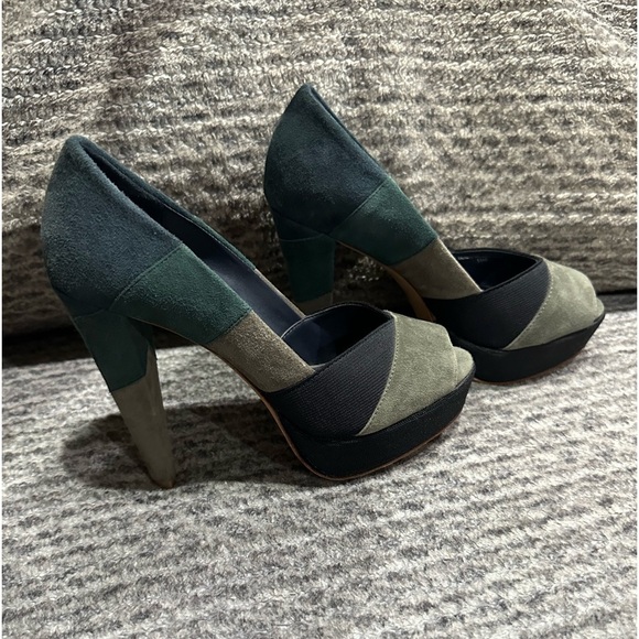 7 For All Mankind Open Toed Platform Heels, size 5.5! - Picture 2 of 10